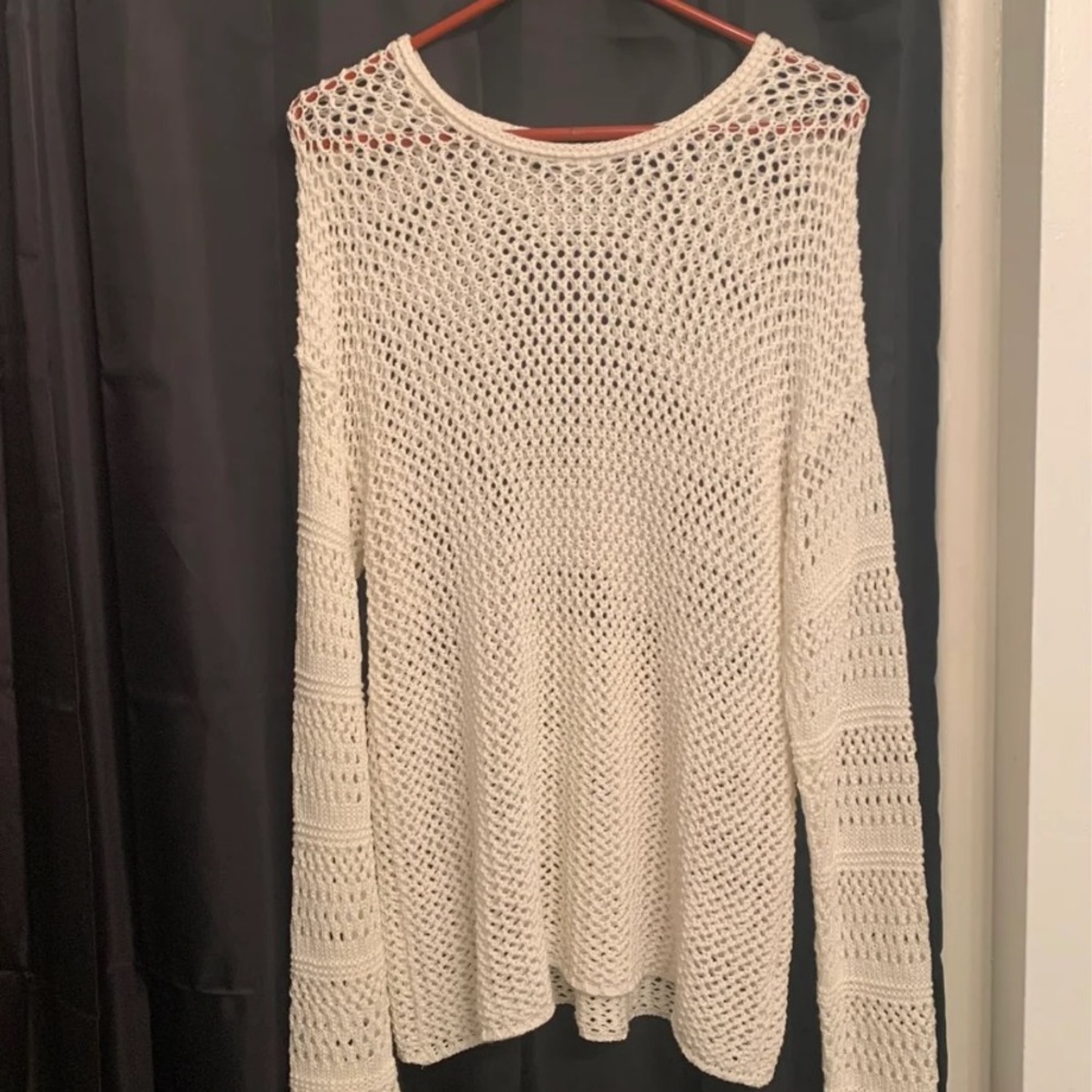 Sweater / beach cover up